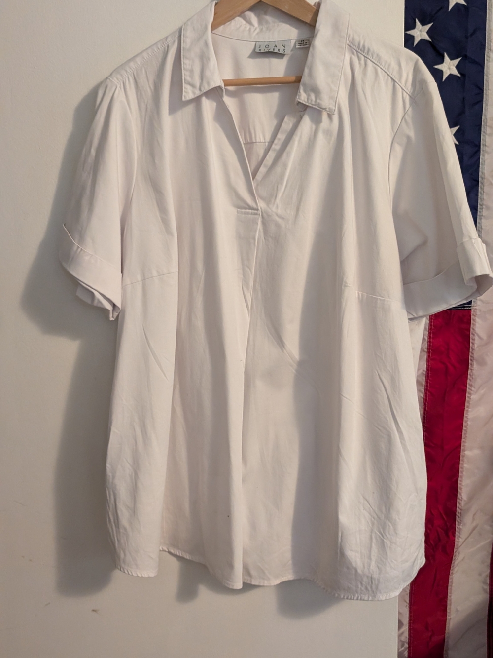 Joan Rivers White Button-Front Blouse
